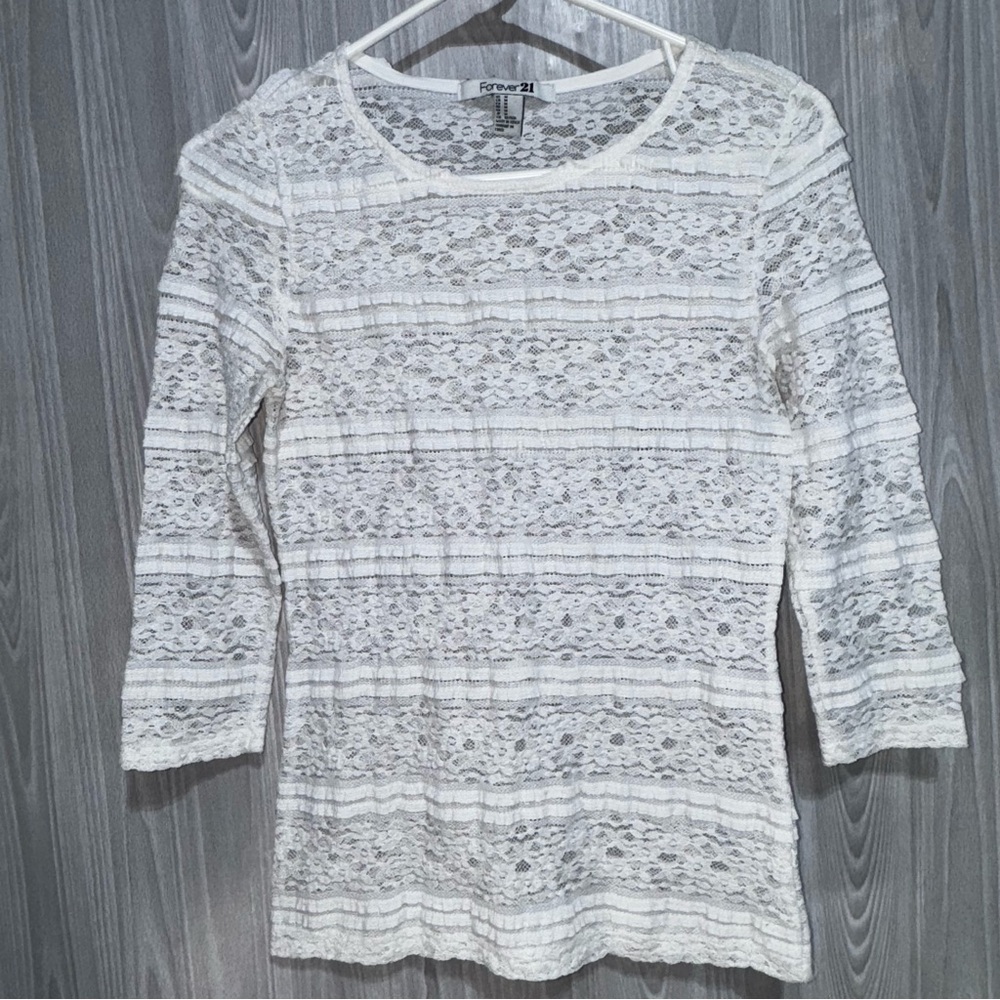 Forever 21 Sheer Floral Lace Long‎ Sleeve Blouse Top See Through Size Medium